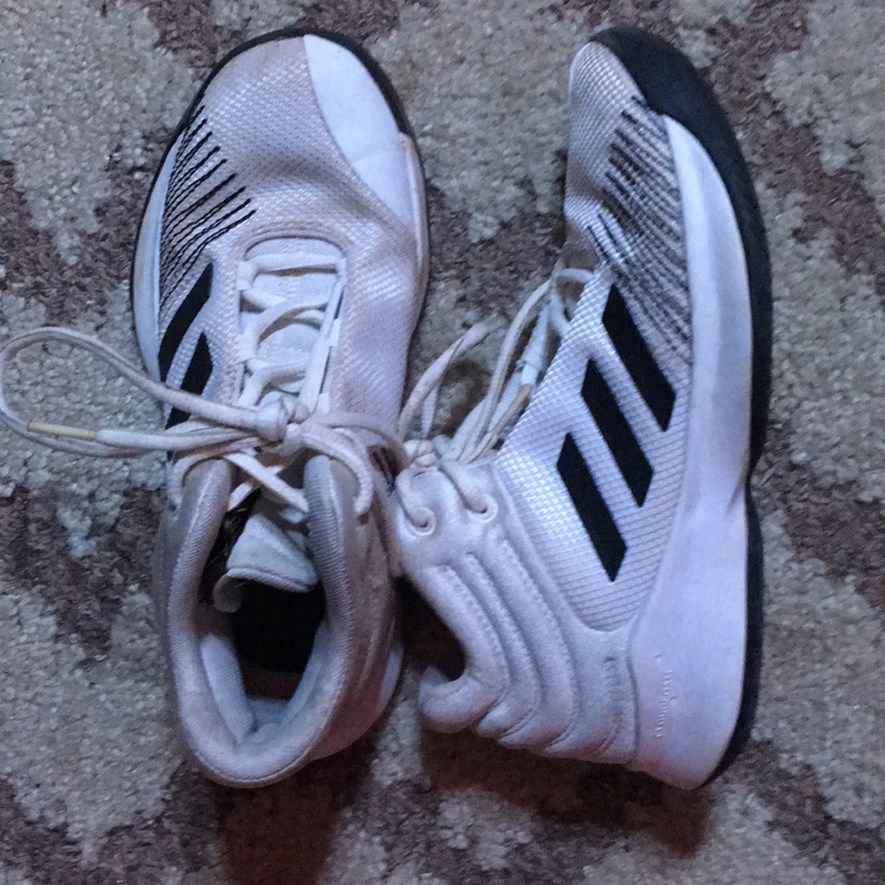 adidas cloud foam mids